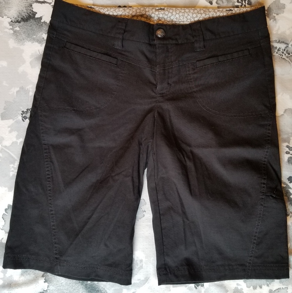 Athleta hybrid shorts